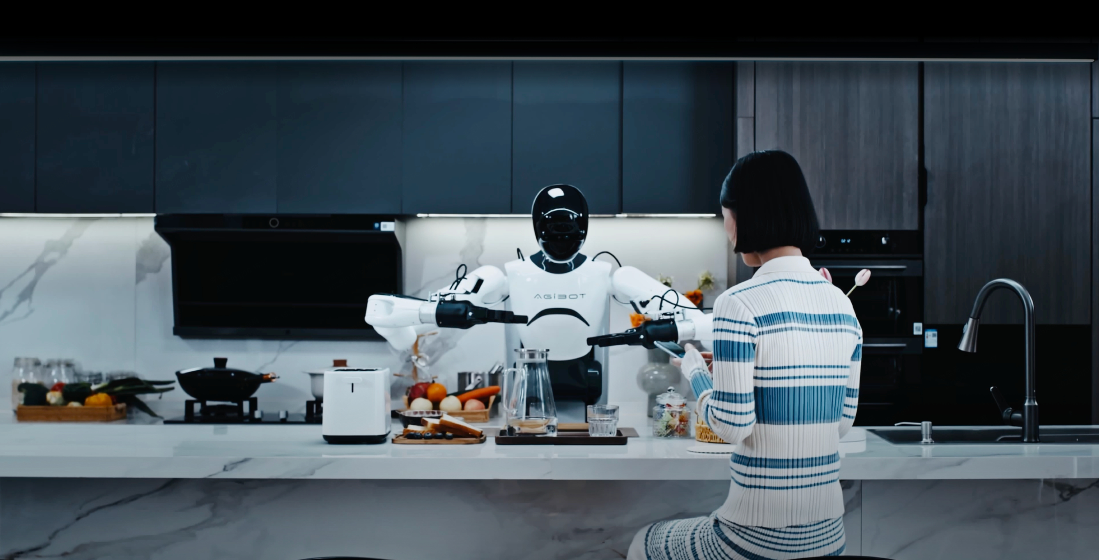 米兰发布！ Genie Studio：行业首款具身智能一站式开发平台